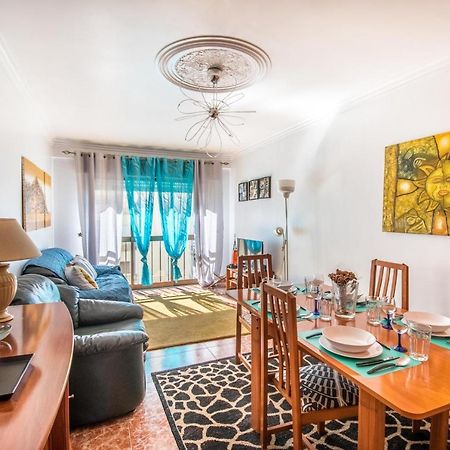 Enjoy Lisbon Cascais Sintra 1200 Metres To Metro Blue Line Sintra Rail Line Free Parking Apartment Amadora Exterior foto