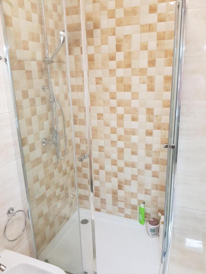Enjoy Lisbon Cascais Sintra 1200 Metres To Metro Blue Line Sintra Rail Line Free Parking Apartment Amadora Exterior foto