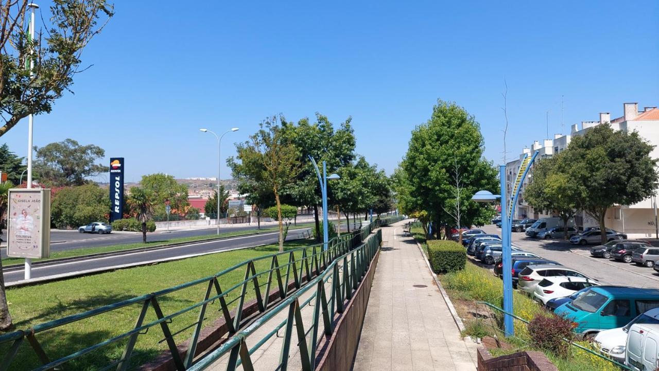 Enjoy Lisbon Cascais Sintra 1200 Metres To Metro Blue Line Sintra Rail Line Free Parking Apartment Amadora Exterior foto