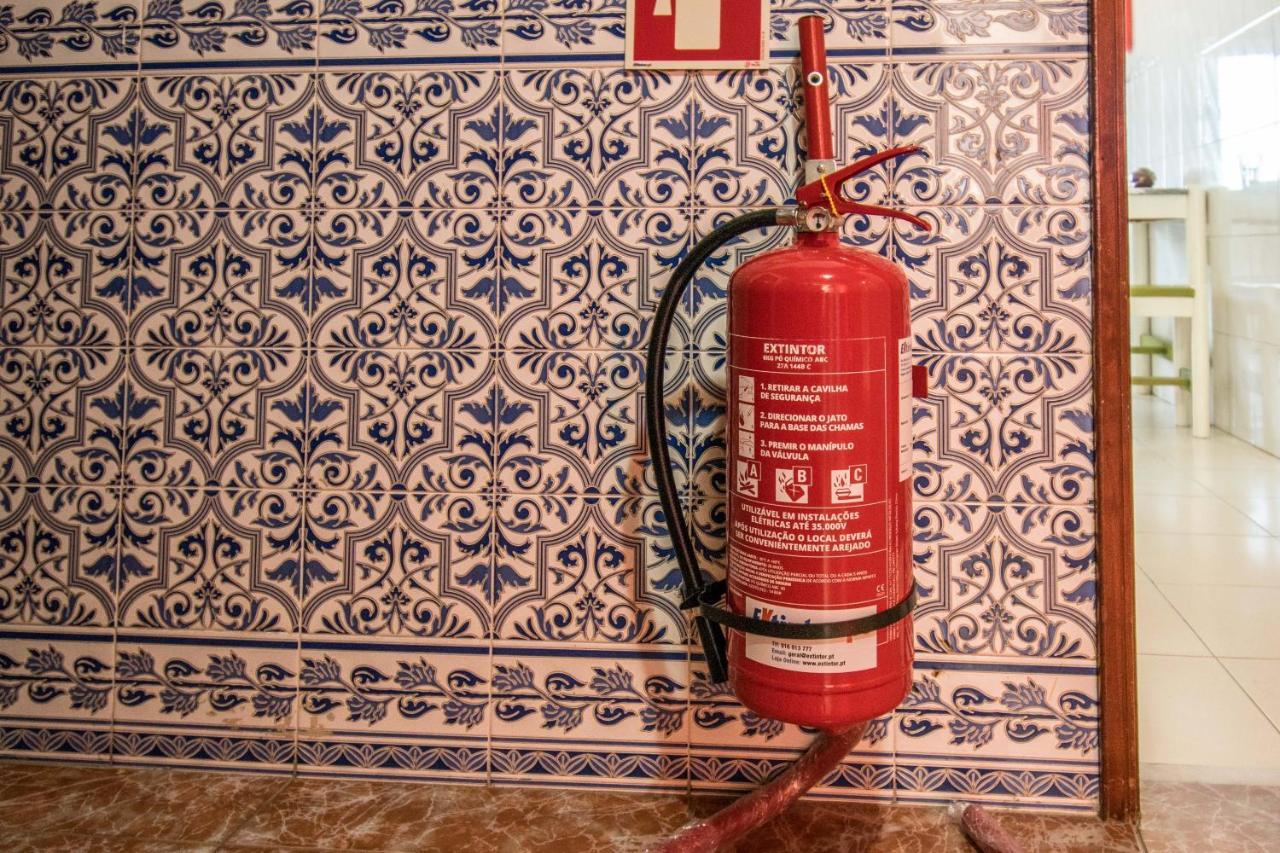 Enjoy Lisbon Cascais Sintra 1200 Metres To Metro Blue Line Sintra Rail Line Free Parking Apartment Amadora Exterior foto