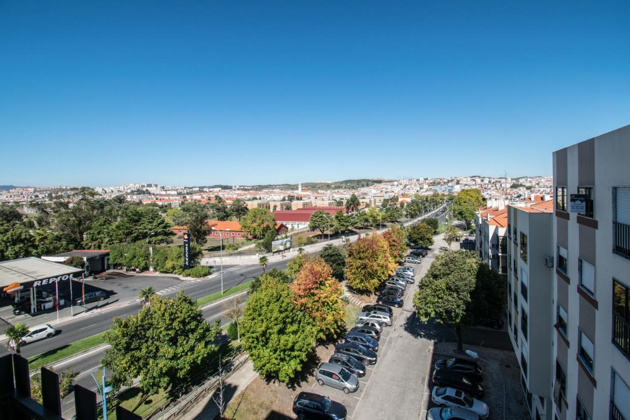 Enjoy Lisbon Cascais Sintra 1200 Metres To Metro Blue Line Sintra Rail Line Free Parking Apartment Amadora Exterior foto