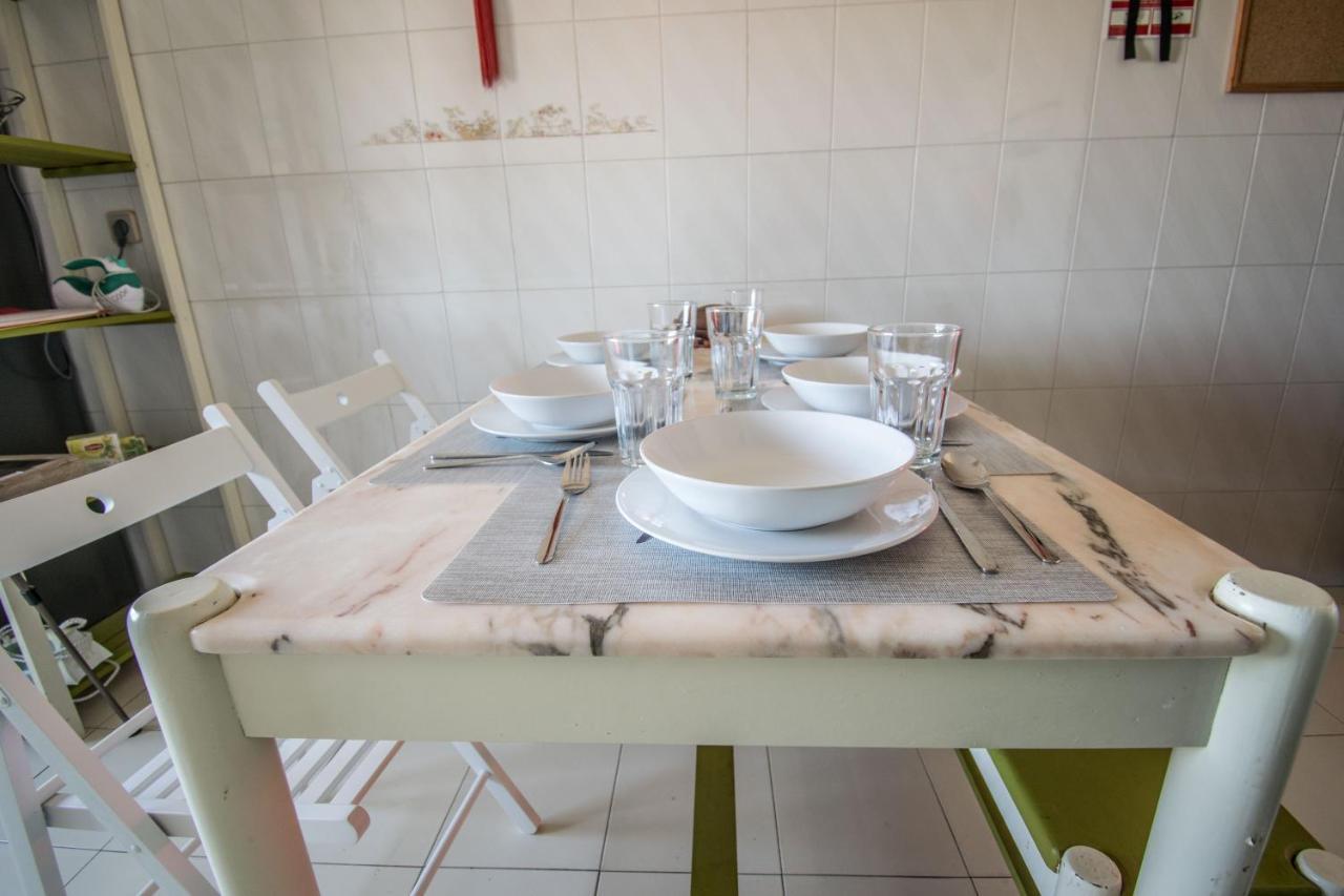 Enjoy Lisbon Cascais Sintra 1200 Metres To Metro Blue Line Sintra Rail Line Free Parking Apartment Amadora Exterior foto