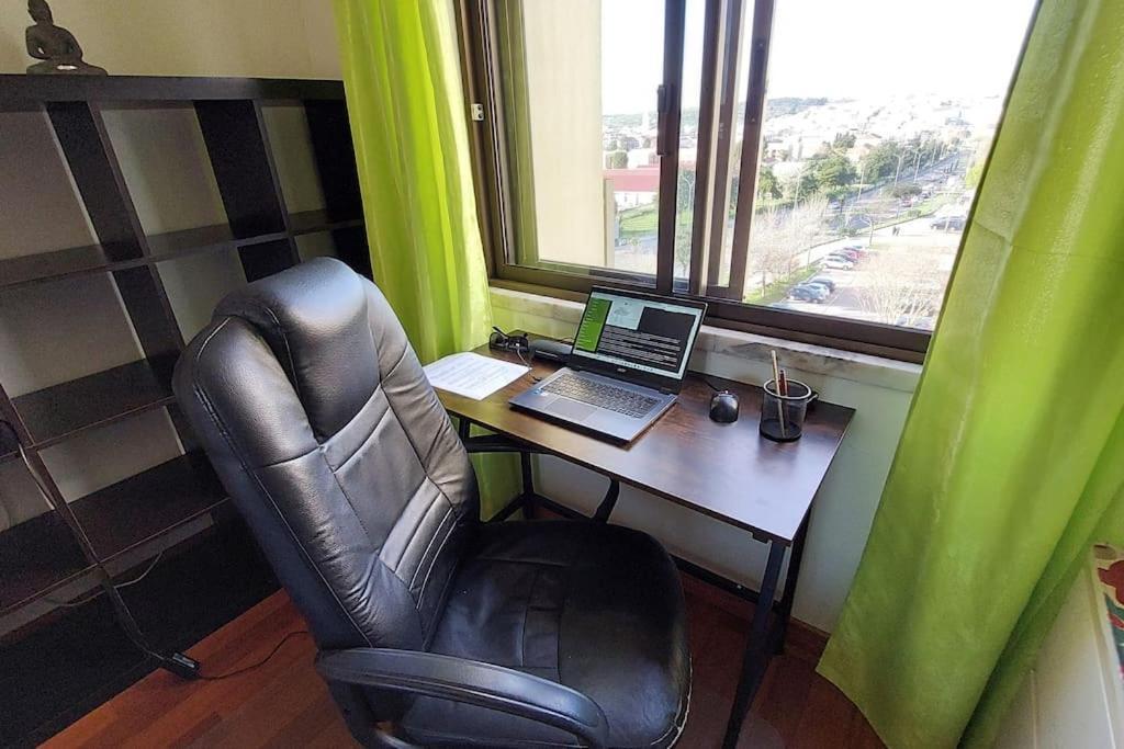 Enjoy Lisbon Cascais Sintra 1200 Metres To Metro Blue Line Sintra Rail Line Free Parking Apartment Amadora Exterior foto