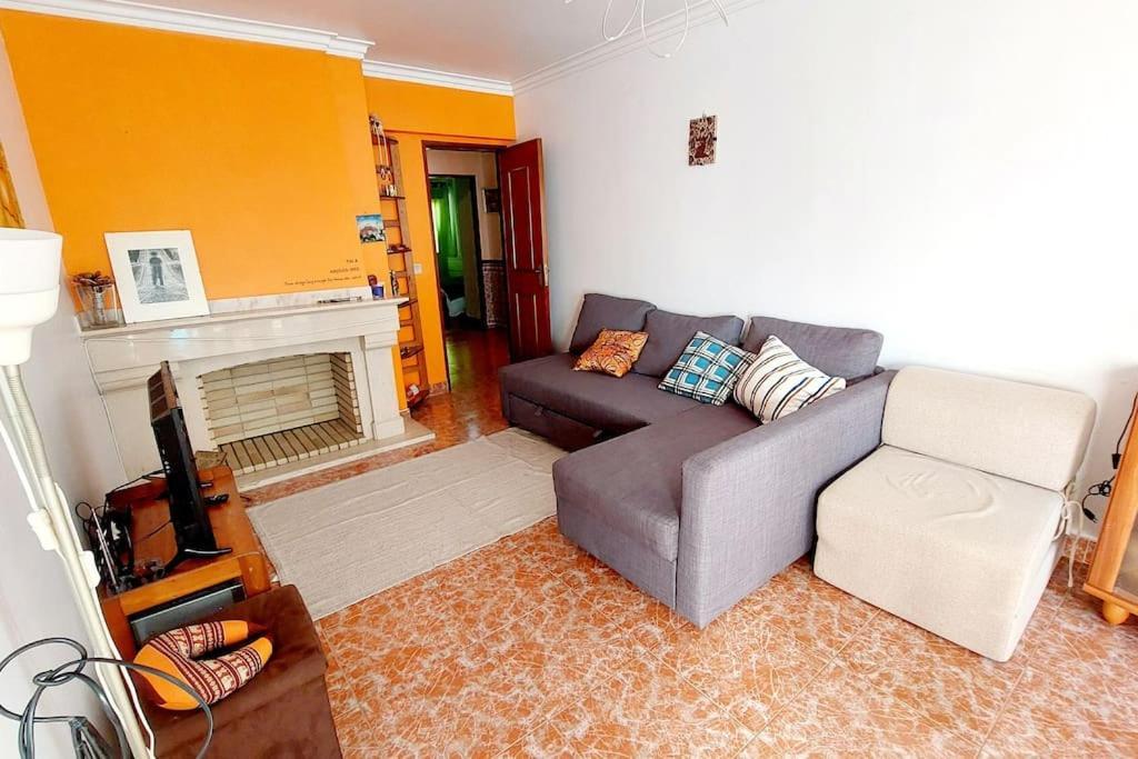 Enjoy Lisbon Cascais Sintra 1200 Metres To Metro Blue Line Sintra Rail Line Free Parking Apartment Amadora Exterior foto